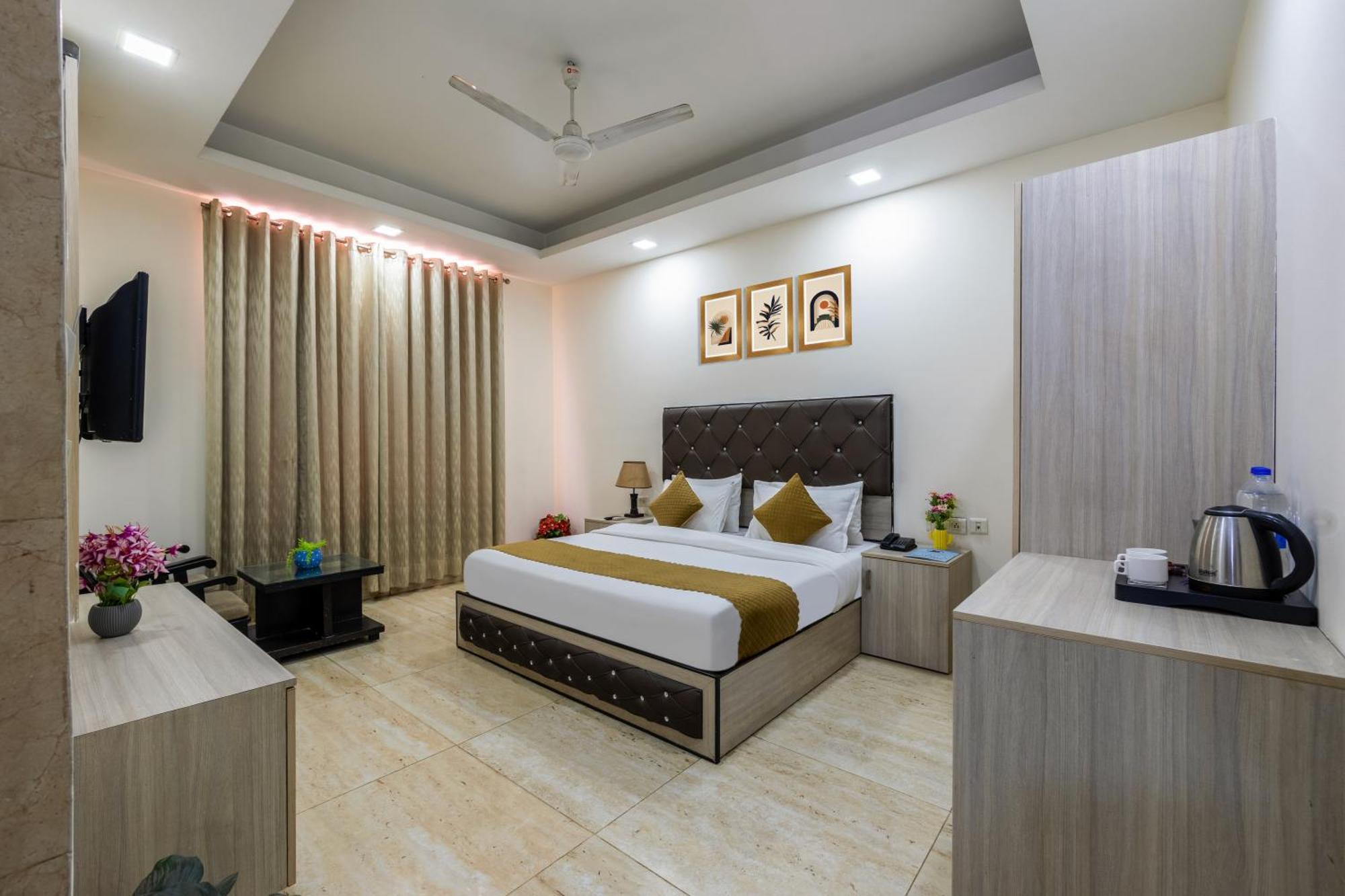 Kabul Hotel By Nexhub Palace - Medanta Gurgaon Exterior foto